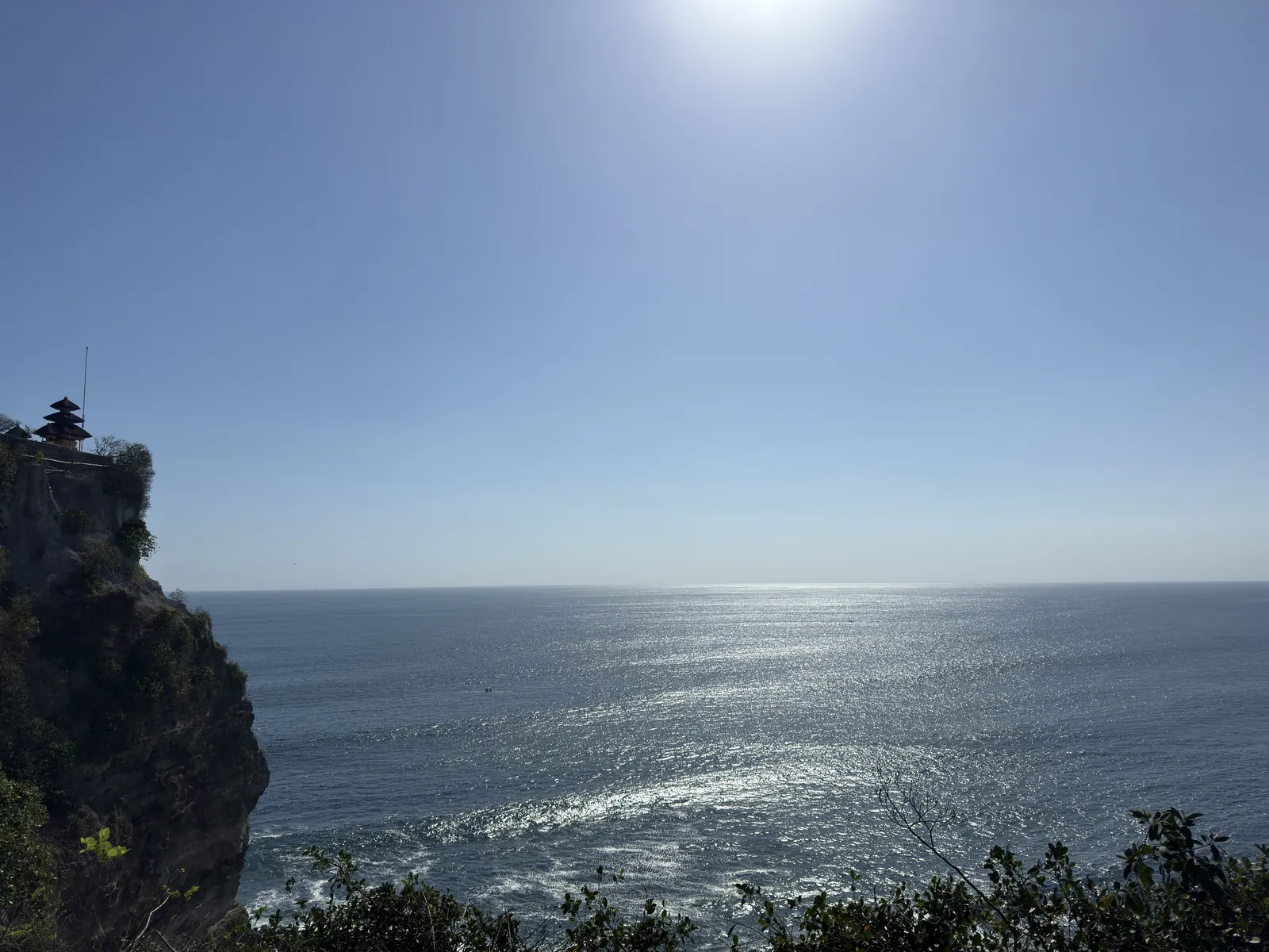 The ocean seen from a clifftop in Pecatu